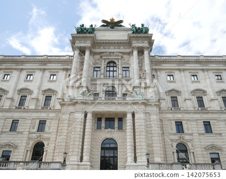 New Imperial Palace (Austria: Vienna) New Imperial Palace (Austria: Vienna) 142075653