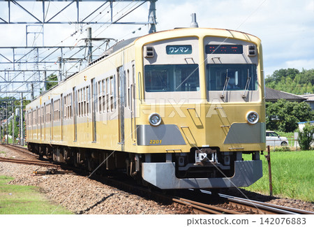 伊豆箱根鐵道駿豆線1300系(大場站附近) 伊豆箱根鐵道駿豆線1300系(大場站附近) 142076883