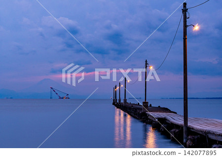 Chiba Prefecture: Haraoka Beach and Okamoto Pier - Evening View 142077895