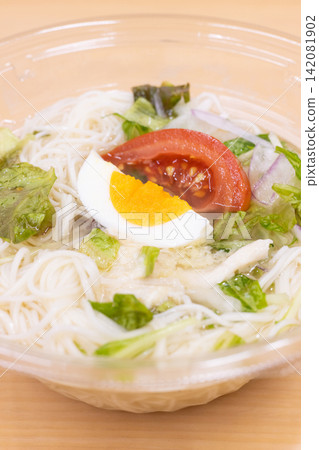 Delicious somen noodles, a summer treat from convenience stores. Delicious somen noodles, a summer treat from convenience stores. 142081902