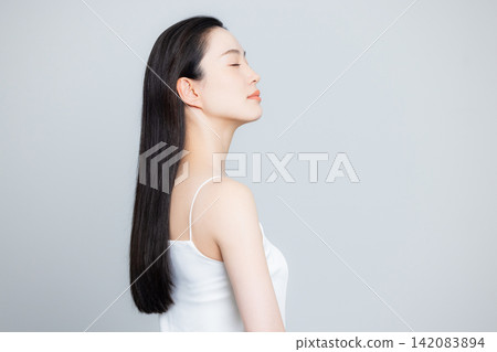 長頭髮的女人 長頭髮的女人 142083894