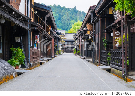 飛Tak高山的老城鎮景觀 飛Tak高山的老城鎮景觀 142084665
