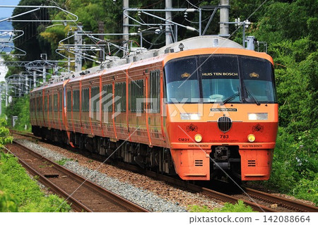 [JR Kyushu] 783 series Limited Express "Huis Ten Bosch Midori" (Kagoshima Main Line: Tenpaizan - Harada) 142088664