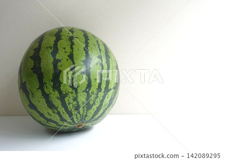 Photo: Simple watermelon on a white background 142089295