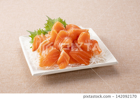 Cut off of trout salmon Cut off of trout salmon 142092170