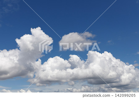 藍天白雲 藍天白雲 142099205