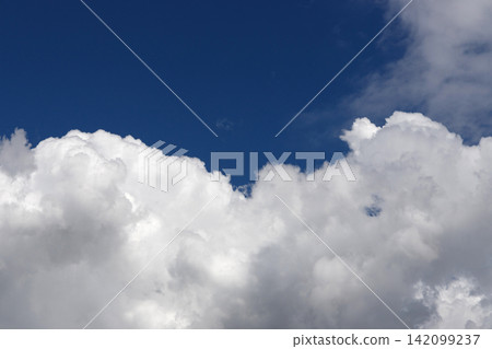 藍天白雲 藍天白雲 142099237