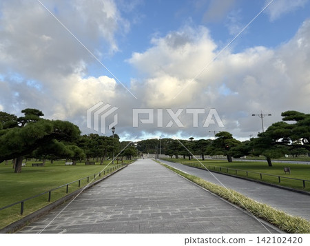 公園在一個晴天 公園在一個晴天 142102420
