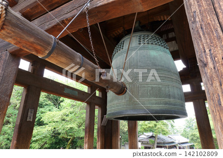 Giant Buddhist Temple Bell in Nara, Japan Giant Buddhist Temple Bell in Nara, Japan 142102809