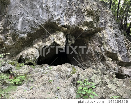 Osusawa Limestone Cave Osusawa Limestone Cave 142104236
