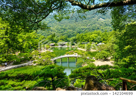 Ritsurin Garden in Takamatsu City, the pinnacle of Japanese gardens (photographed in August 2026) Ritsurin Garden in Takamatsu City, the pinnacle of Japanese gardens (photographed in August 2026) 142104699