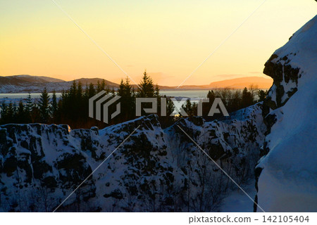 The Snowy Highlands of Iceland in Winter The Snowy Highlands of Iceland in Winter 142105404