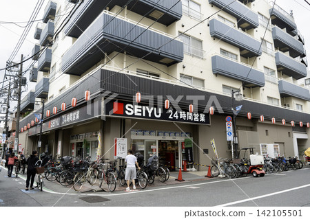 東京都杉並區高圓寺南3丁目西友高圓寺店 142105501