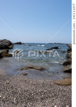 神奈川縣三浦半島城島寧靜的海面 神奈川縣三浦半島城島寧靜的海面 142111877