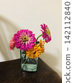 Edible Flowers: Zinnia 142112840
