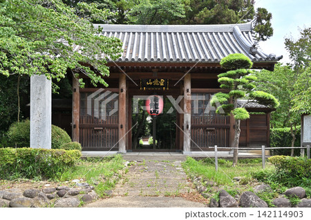 A Stroll Through Iwatsuki: Kongoin Temple (Shingon-shu Buzan-ha sect), Niomon Gate, Sueta, Iwatsuki Ward A Stroll Through Iwatsuki: Kongoin Temple (Shingon-shu Buzan-ha sect), Niomon Gate, Sueta, Iwatsuki Ward 142114903