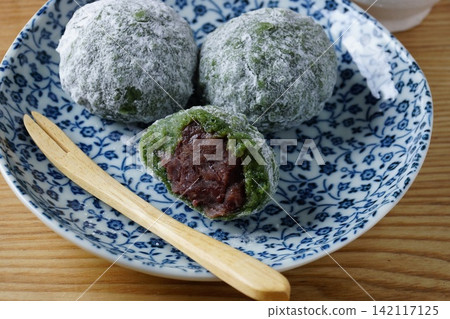 艾蒿年糕 日式點心 艾蒿年糕 日式點心 142117125