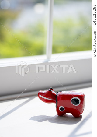This red and ornament 142122263