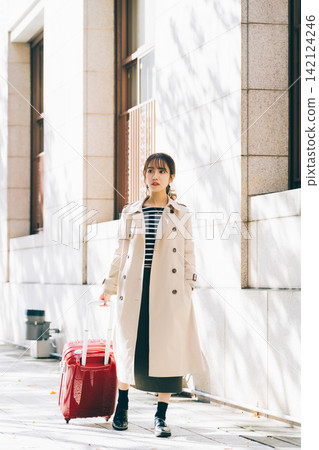 一個旅行的女人 142124246