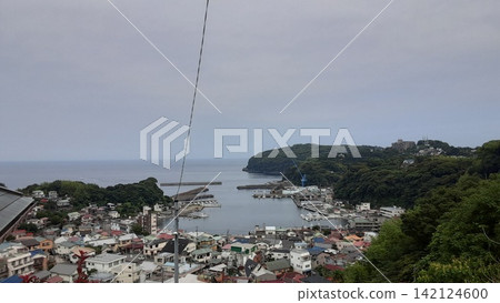 A view of Manazuru's port and seaside townscape. A view of Manazuru's port and seaside townscape. 142124600
