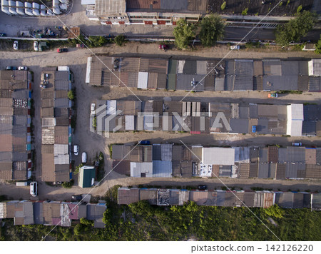 roof of garages, view from above 142126220