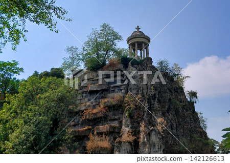 Classical Rotunda Temple on a Rugged Rocky Promontory Classical Rotunda Temple on a Rugged Rocky Promontory 142126613