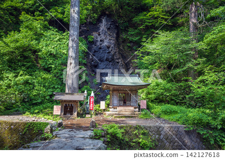 Haguro Shrine, Haguro Mountain, Yamagata Prefecture; Suga Waterfall and Haraigawa Shrine Haguro Shrine, Haguro Mountain, Yamagata Prefecture; Suga Waterfall and Haraigawa Shrine 142127618