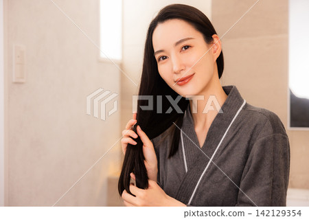 Bathrobe - Beauty Image Bathrobe - Beauty Image 142129354