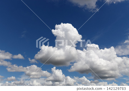 Dramatic sky Dramatic sky 142129783