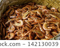 Straw basket with shrimp for sale 142130039