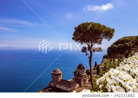 Coastline in Ravello, Amalfi coast, italy Coastline in Ravello, Amalfi coast, italy 142131882