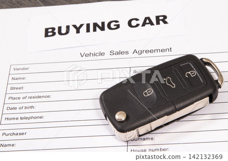 Car key, inscription buying car and form of vehicle sales agreement Car key, inscription buying car and form of vehicle sales agreement 142132369