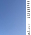 無雲的藍天 142133766