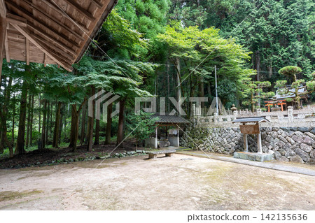 Arata Shrine, Kamikawa Town, Hyogo Prefecture 142135636