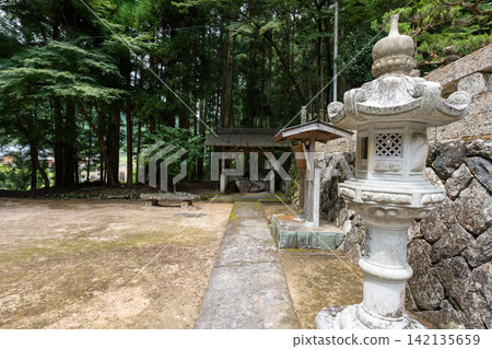 Arata Shrine, Kamikawa Town, Hyogo Prefecture 142135659