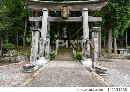 Arata Shrine, Kamikawa Town, Hyogo Prefecture 142135668
