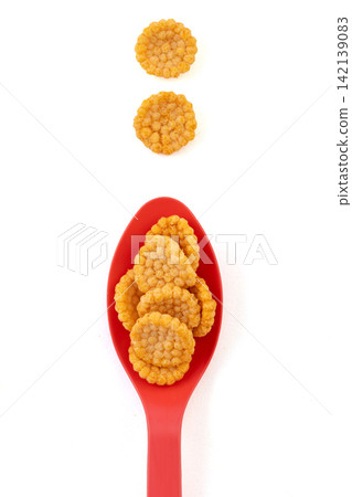 millet Crispy Rice Snack Food Ingredient Closeup millet Crispy Rice Snack Food Ingredient Closeup 142139083