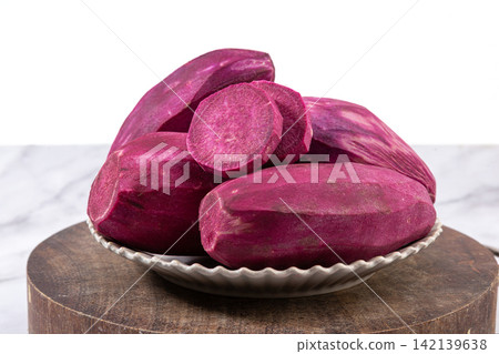 peeled Purple Sweet Potato Fresh Root Vegetable Ingredient peeled Purple Sweet Potato Fresh Root Vegetable Ingredient 142139638