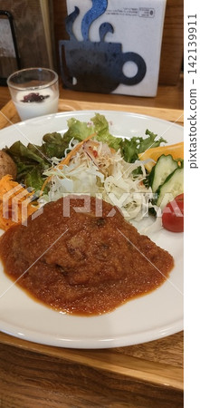麵包店的漢堡牛排 麵包店的漢堡牛排 142139911