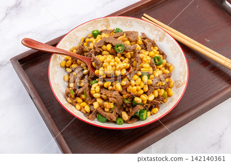 beef Stir Fry With Soybean Sprouts And Green Vegetable beef Stir Fry With Soybean Sprouts And Green Vegetable 142140361