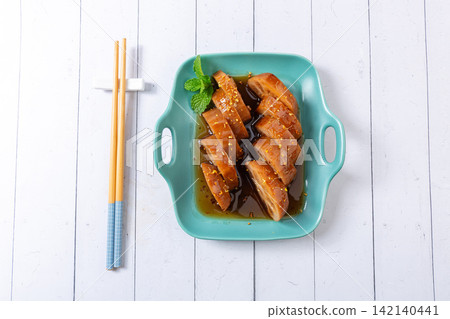 chinese Sweet Rice Stuffed Lotus Root Dessert Dish 142140441