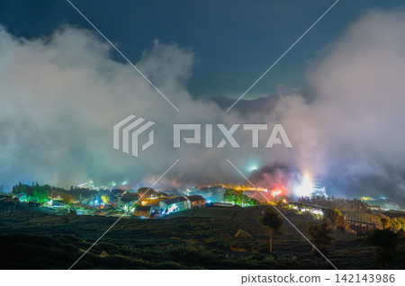 Night View of Shizhuo Tea Plantations and Sea of Clouds in Alishan Night View of Shizhuo Tea Plantations and Sea of Clouds in Alishan 142143986