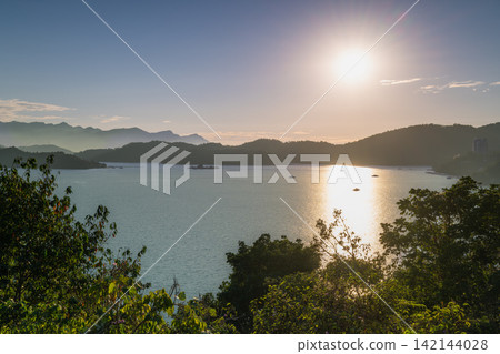 Sunset view over Sun Moon Lake in Nantou, Taiwan Sunset view over Sun Moon Lake in Nantou, Taiwan 142144028