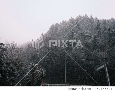 雪山 雪山 142153545