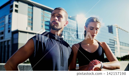 Fitness, watch or couple in city for running workout, outdoor training or cardio exercise in London, England. Sports people, runners or man with woman for race energy, wellness or marathon challenge Fitness, watch or couple in city for running workout, outdoor training or cardio exercise in London, England. Sports people, runners or man with woman for race energy, wellness or marathon challenge 142157198