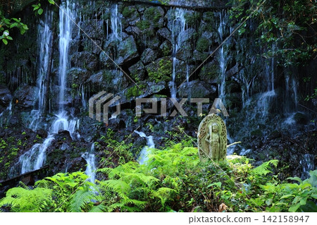 Stone Buddha at Takigawa Shrine, Part 2 Stone Buddha at Takigawa Shrine, Part 2 142158947