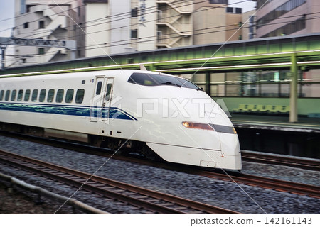 300系新幹線(東海道新幹線、山陽新幹線) 300系新幹線(東海道新幹線、山陽新幹線) 142161143