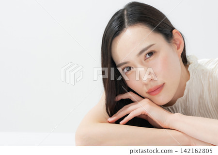 Women Skin Care Women Skin Care 142162805