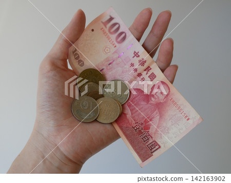 零錢 零錢 142163902