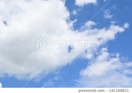 心在藍天飄浮 心在藍天飄浮 142169621
